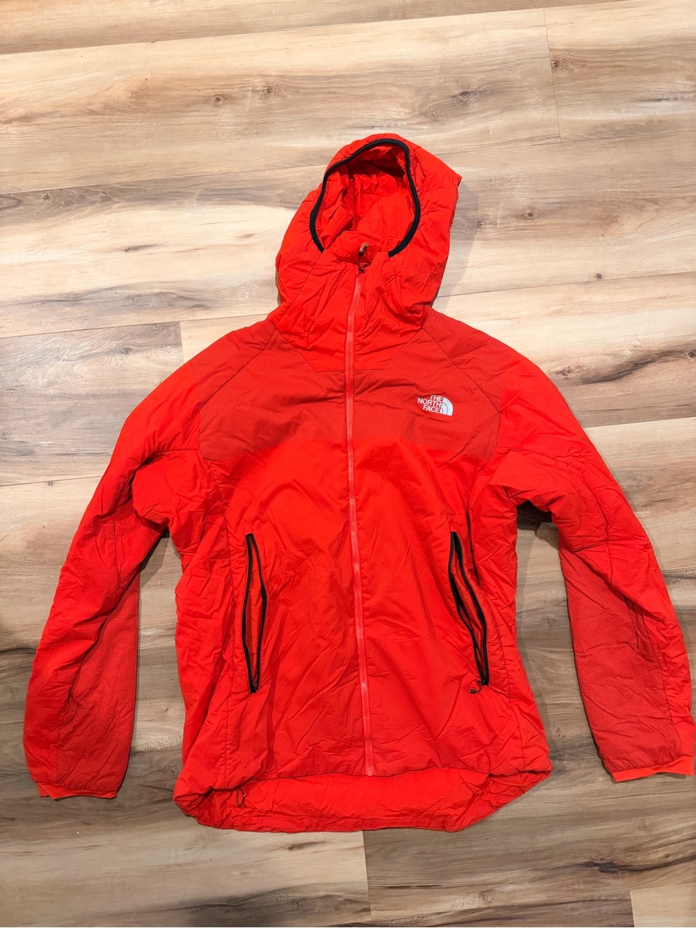 The North Face Men's Bright Red Summit Series Hooded Jacket NWOT